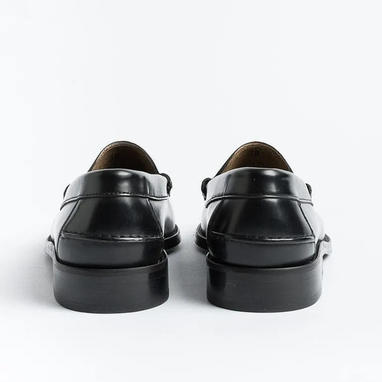 GIL's Loafers* - 740 Moccasin - Black Leather