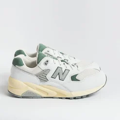 NEW BALANCE - Collezione Uomo Sneakers*New Balance - Sneakers - Mt580Rca - White Green