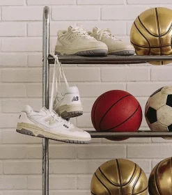NEW BALANCE - Collezione Uomo Sneakers*New Balance - Sneakers Bb550Pwg - White Beige