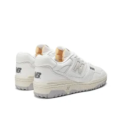 NEW BALANCE - Collezione Uomo Sneakers*New Balance - Sneakers Bb550Pwg - White Beige