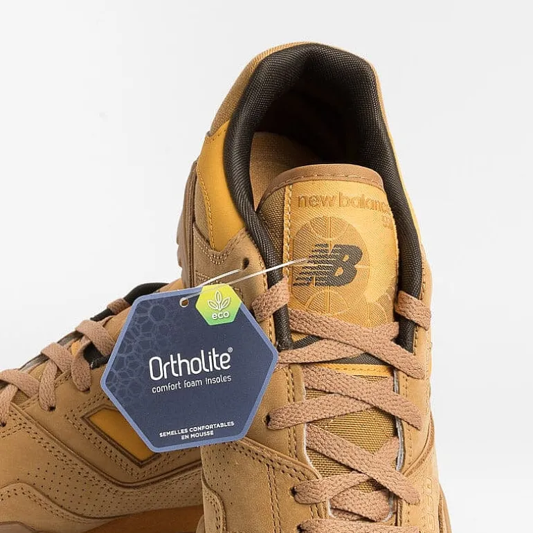 NEW BALANCE - Collezione Uomo Sneakers*New Balance - Sneakers Bb550Wea - Leather Suede