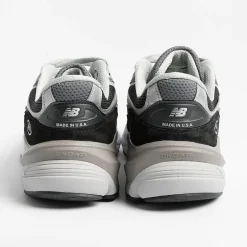 NEW BALANCE - Collezione Uomo Sneakers*New Balance - Sneakers M990Bk6 - Black