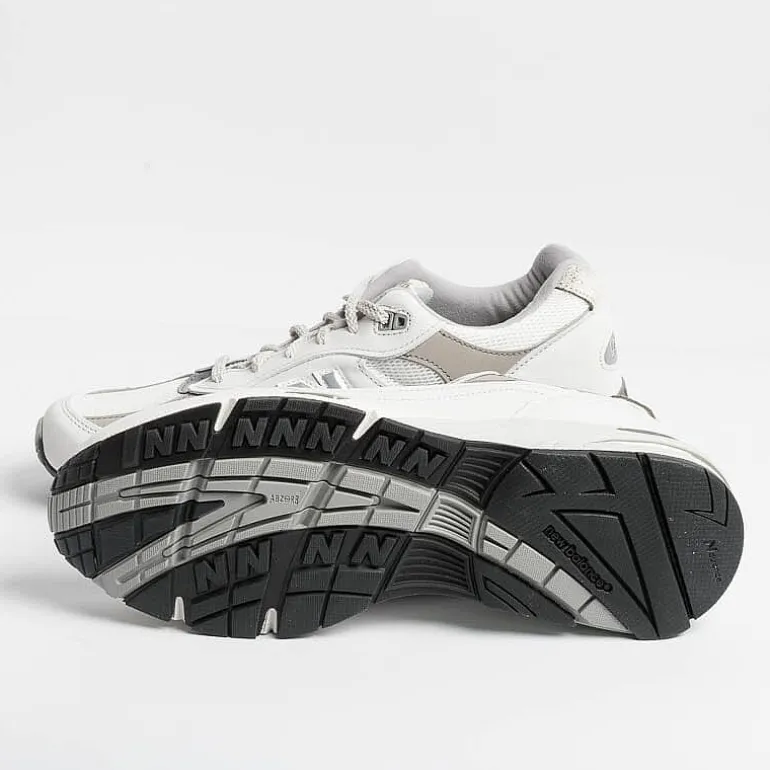 NEW BALANCE - Collezione Uomo Sneakers*New Balance - Sneakers M991Flb - White