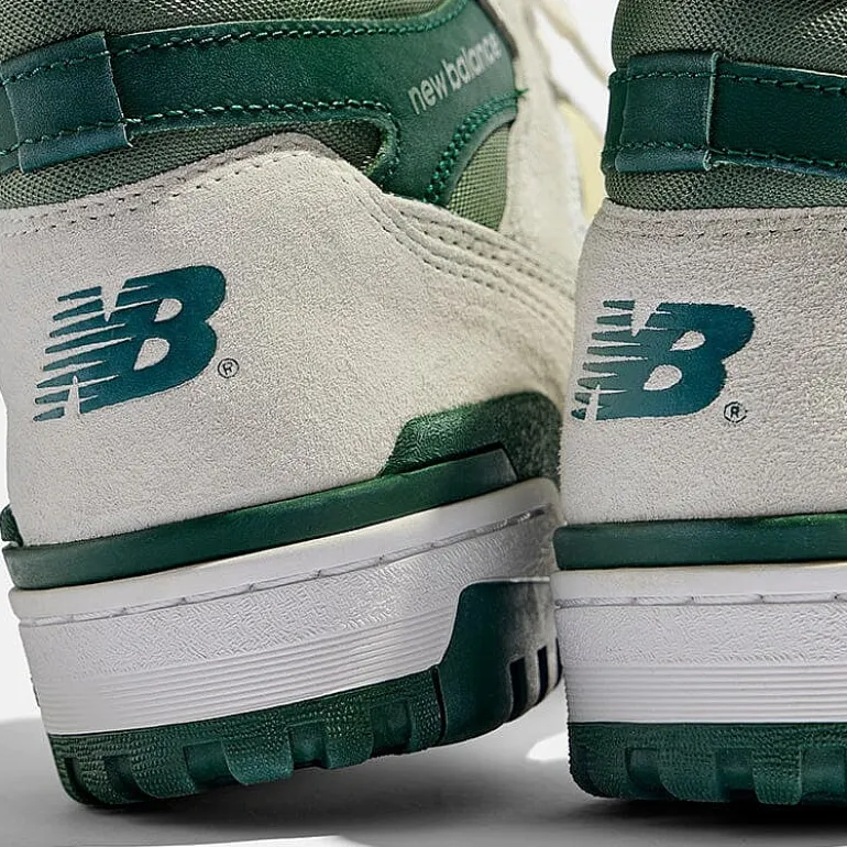 NEW BALANCE - Collezione Donna Sneakers*New Balance - Unisex Sneakers Bb650Rvg - White Green